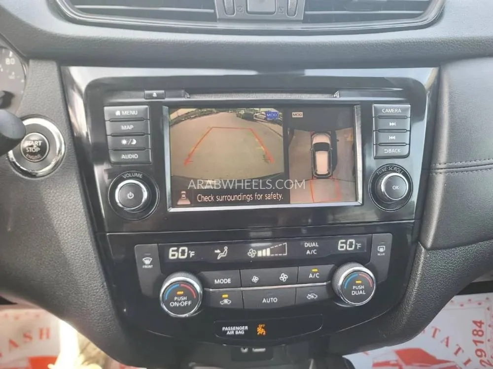 نيسان إكس تريل 2018 for Sale in الشارقة Image-11