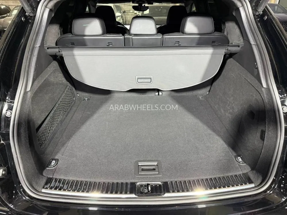 Porsche Cayenne 2017 for Sale in Dubai Image-12