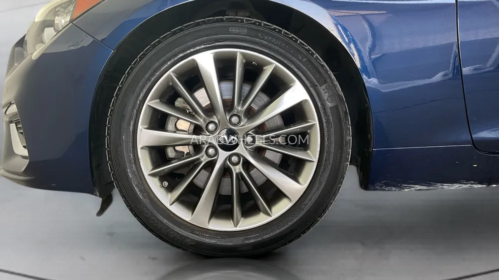 إنفينيتي Q50 2023 for Sale in دبي Image-9