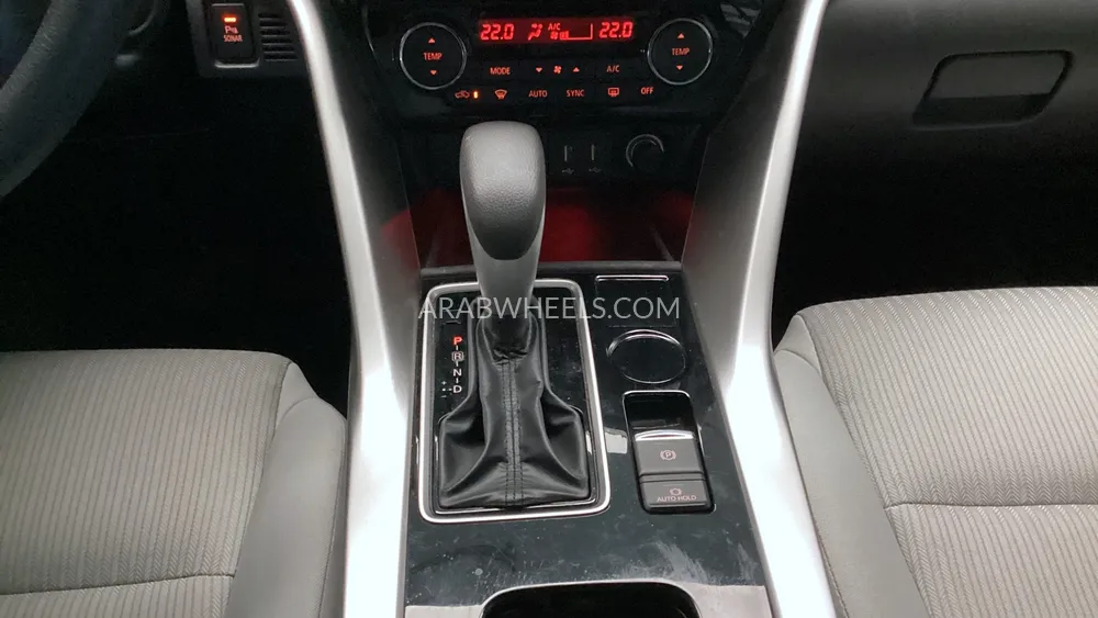 Mitsubishi Eclipse Cross 2024 for Sale in Sharjah Image-16