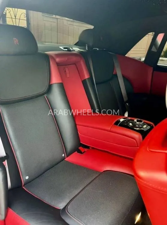 Rolls Royce Ghost 2018 for Sale in Sharjah Image-9