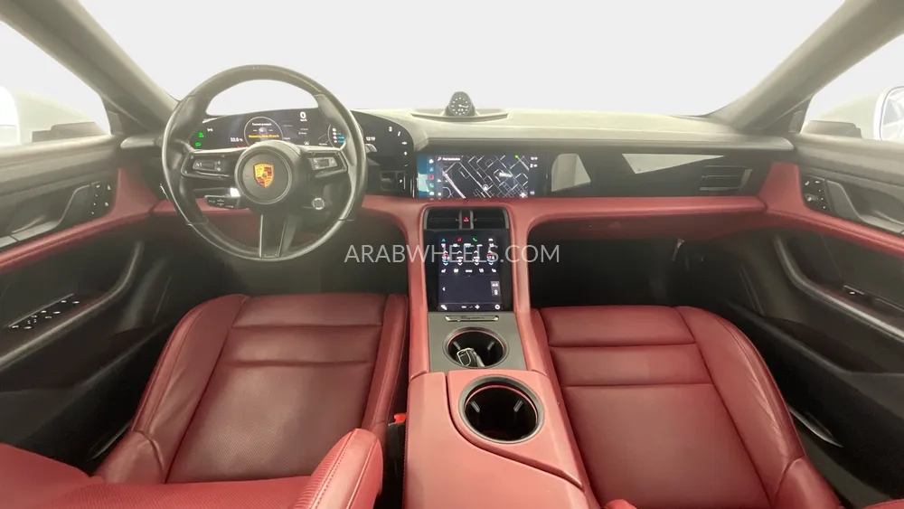 بورشه تايكان 2021 for Sale in الشارقة Image-10