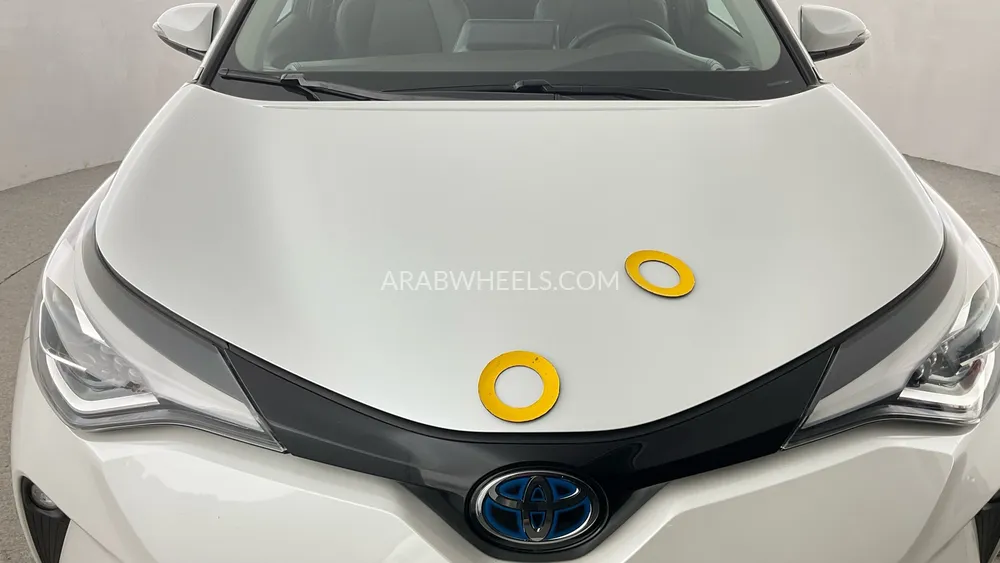 Toyota C-HR 2023 for Sale in Sharjah Image-29