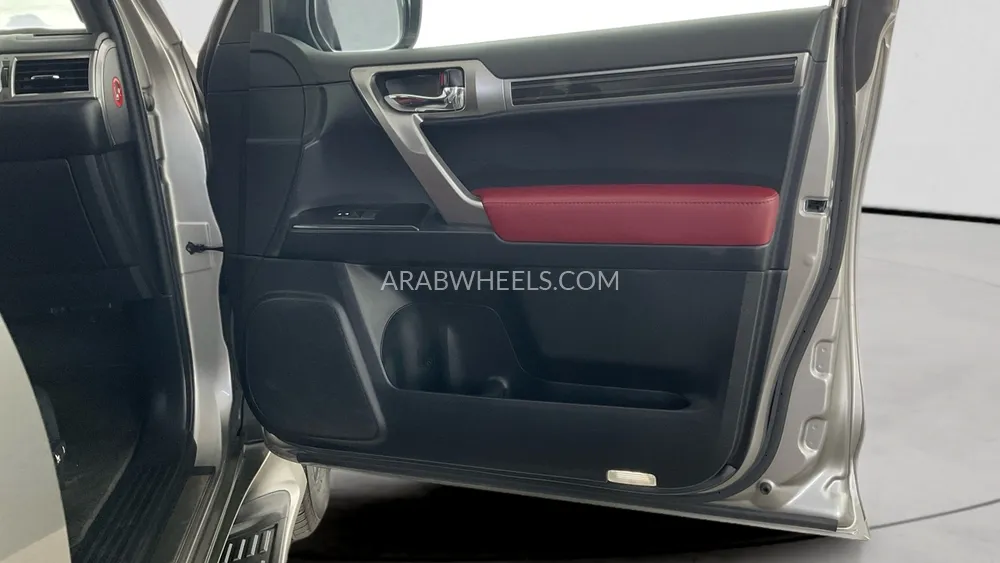 Lexus GX 2022 for Sale in Sharjah Image-25