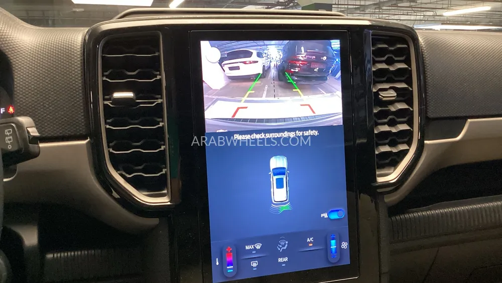 Ford Everest 2024 for Sale in Dubai Image-17