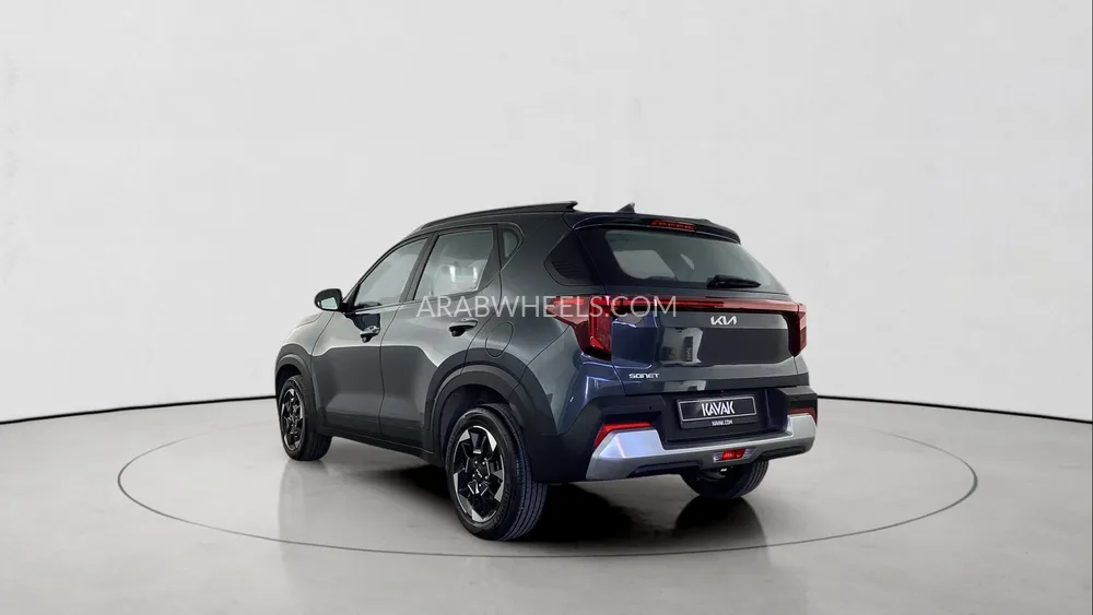 Kia Sonet 2024 for Sale in Sharjah Image-4