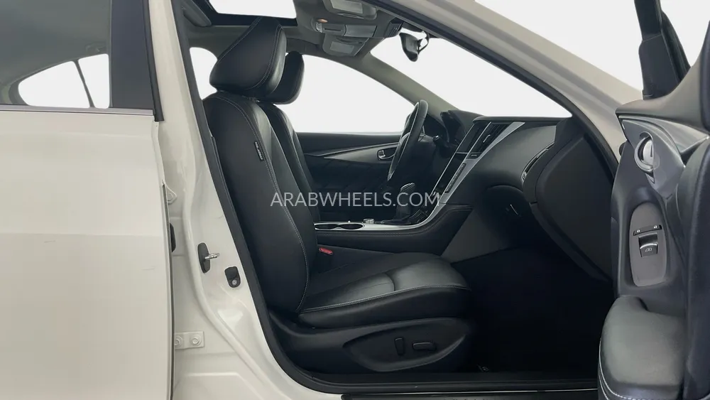 Infiniti Q50 2023 for Sale in Sharjah Image-26