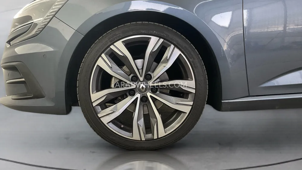 Renault Megane 2023 for Sale in Sharjah Image-9