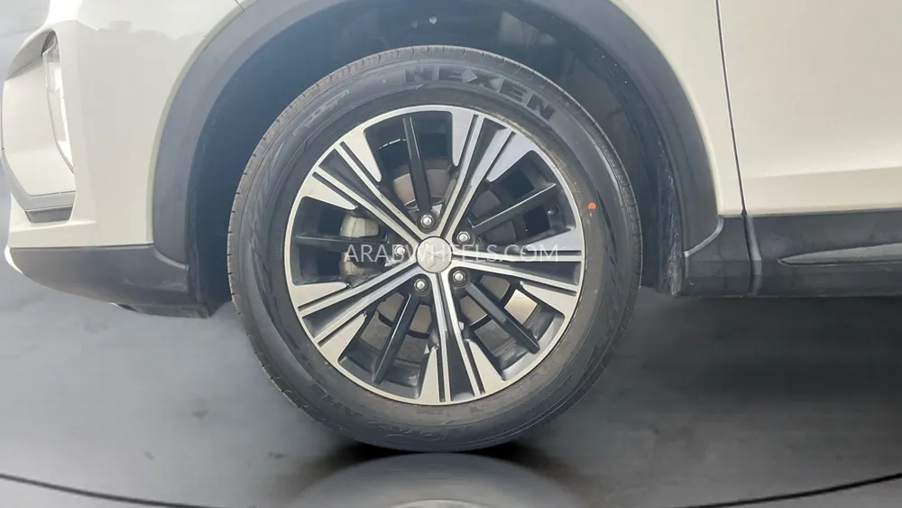 Mitsubishi Eclipse Cross 2020 for Sale in Sharjah Image-9