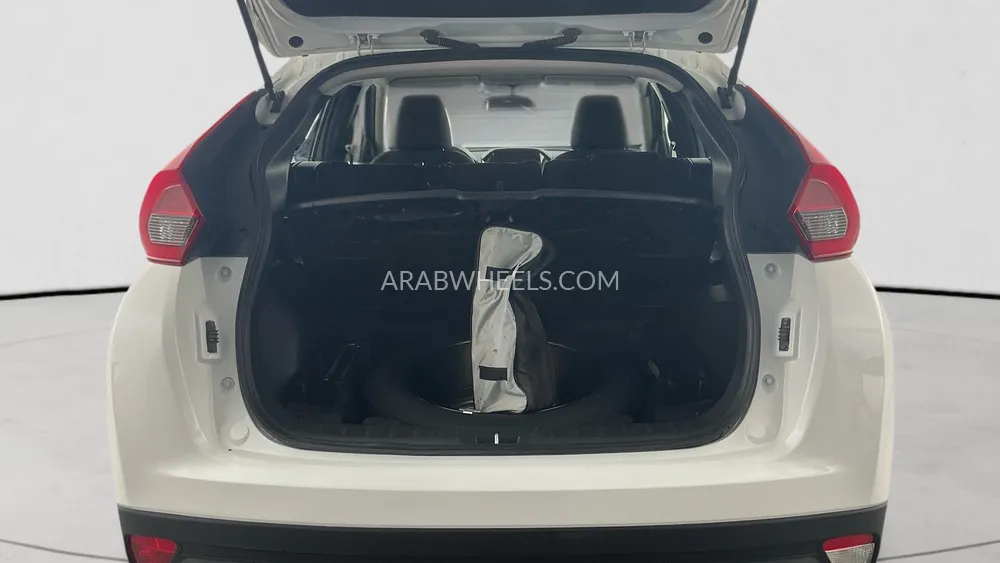 Mitsubishi Eclipse Cross 2020 for Sale in Sharjah Image-14