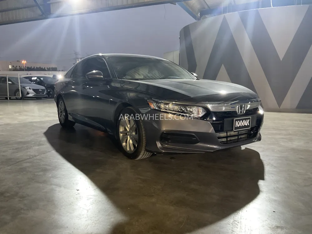 هوندا أكورد 2020 for Sale in الشارقة Image-3