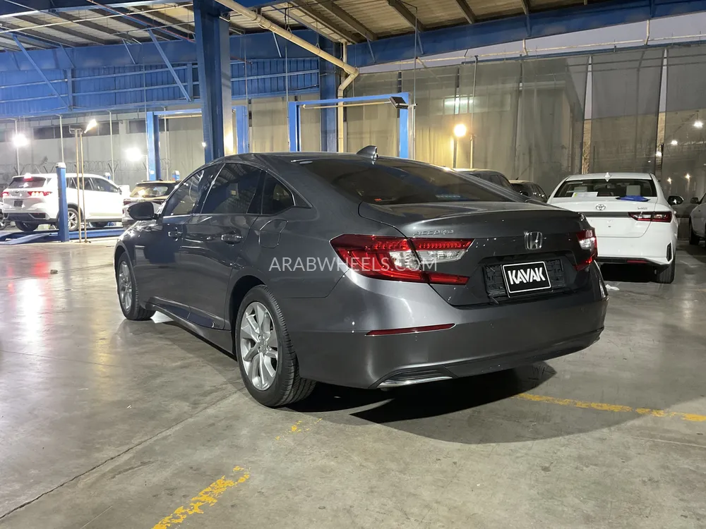 هوندا أكورد 2020 for Sale in الشارقة Image-4