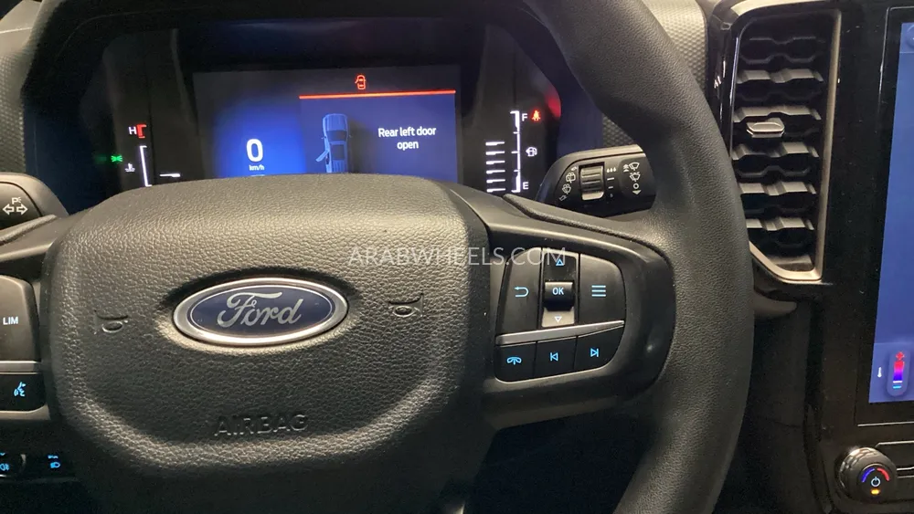 Ford Everest 2024 for Sale in Dubai Image-19