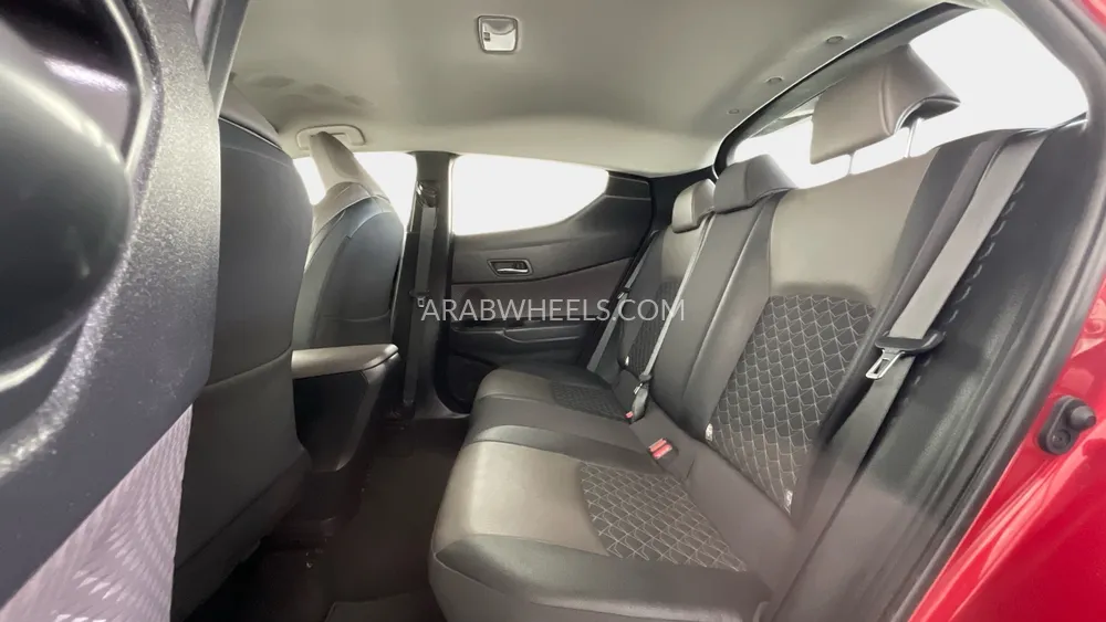 Toyota C-HR 2023 for Sale in Dubai Image-13