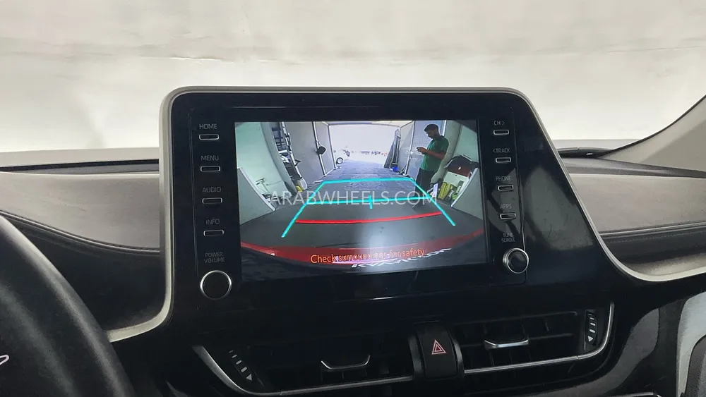 Toyota C-HR 2023 for Sale in Dubai Image-16