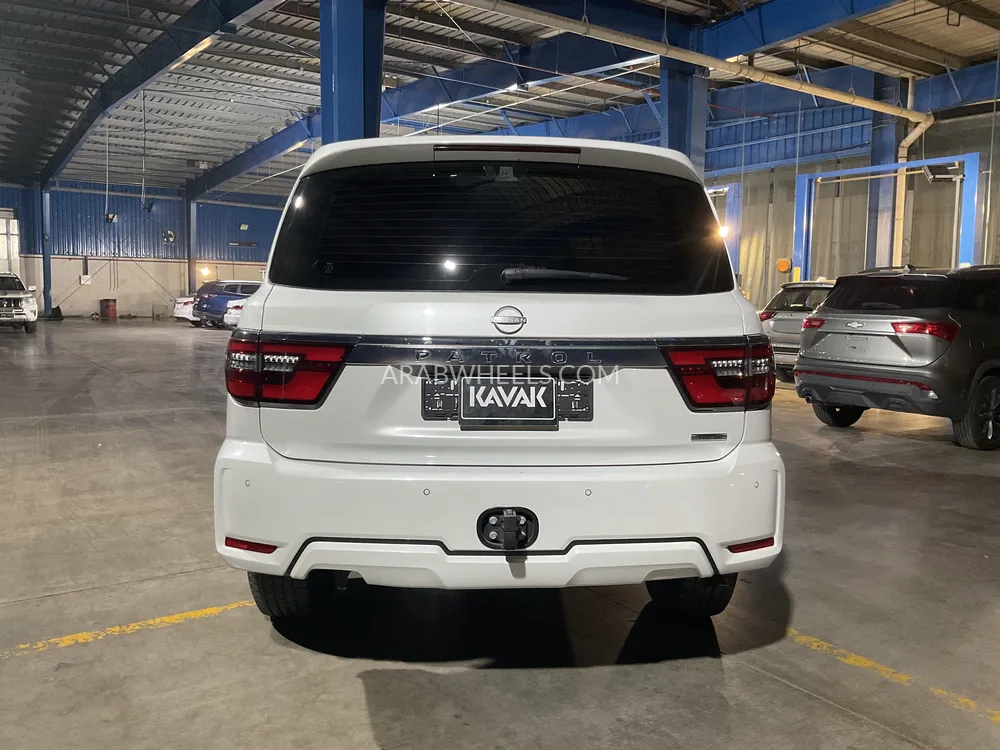 Nissan Patrol 2022 for Sale in Sharjah Image-5