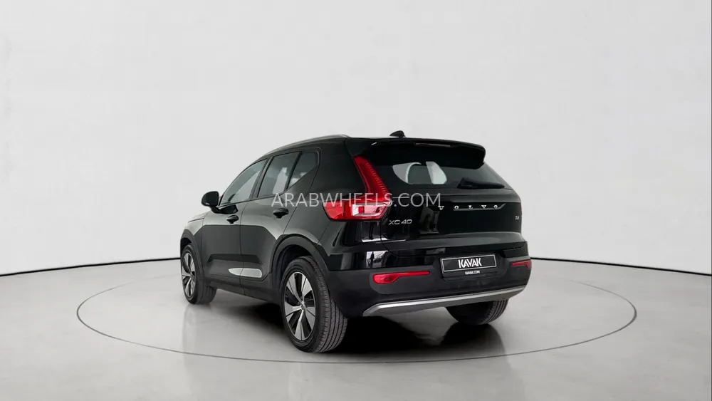 Volvo XC40 2022 for Sale in Dubai Image-4