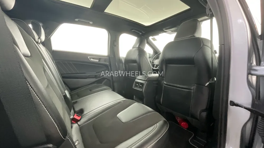 Ford Edge 2023 for Sale in Sharjah Image-26