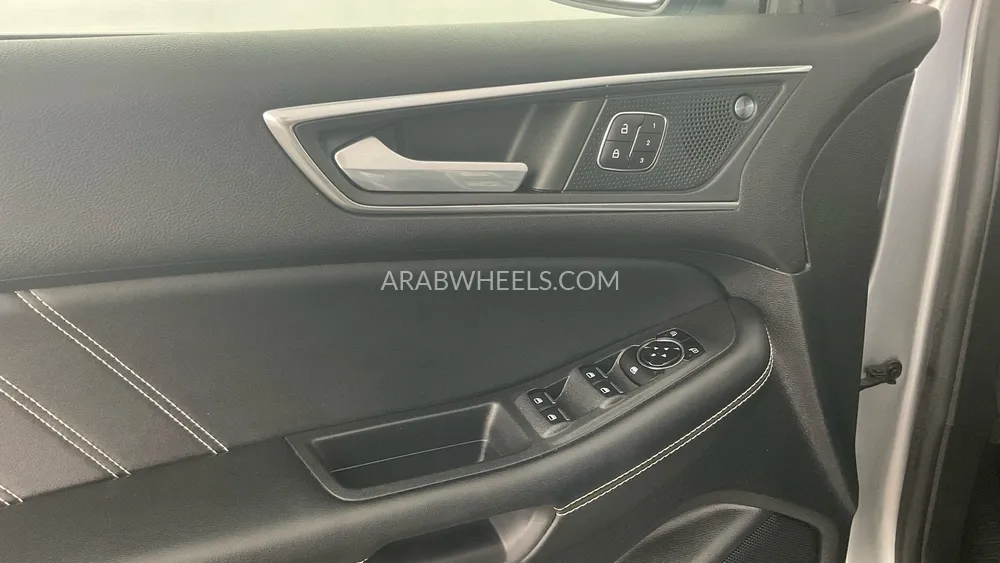 Ford Edge 2023 for Sale in Sharjah Image-30