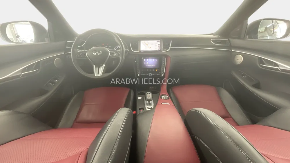Infiniti QX50 2024 for Sale in Sharjah Image-10