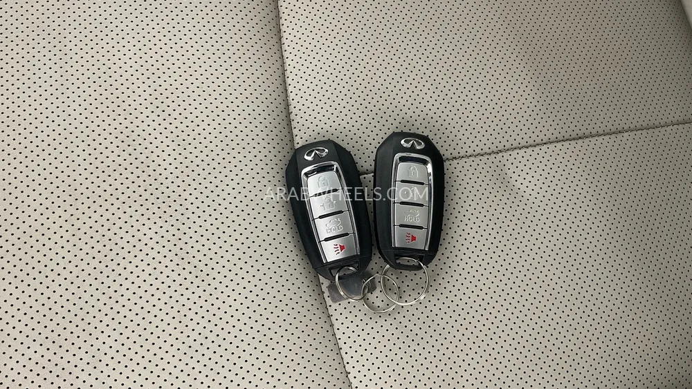 Infiniti Q50 2024 for Sale in Dubai Image-17