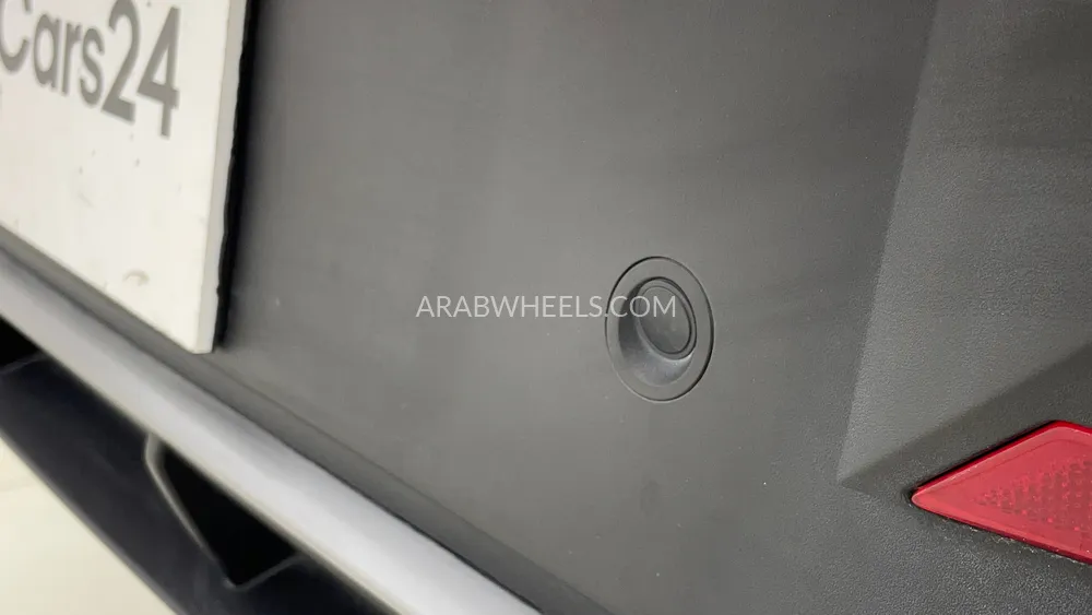 Hyundai Elantra 2025 for Sale in Dubai Image-28