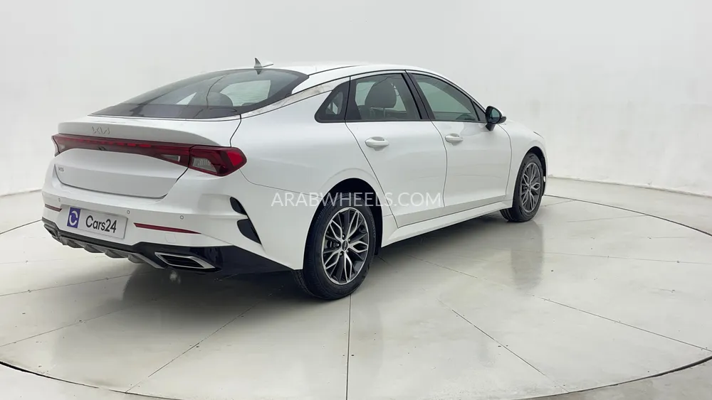 Kia K5 2023 for Sale in Dubai Image-3