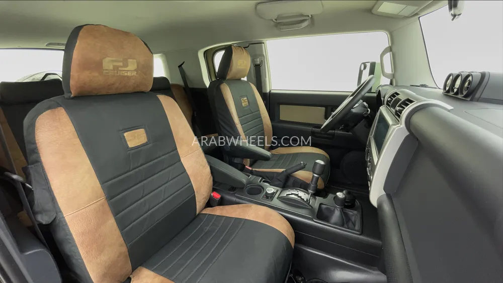 Toyota FJ Cruiser 2021 for Sale in Dubai Image-23