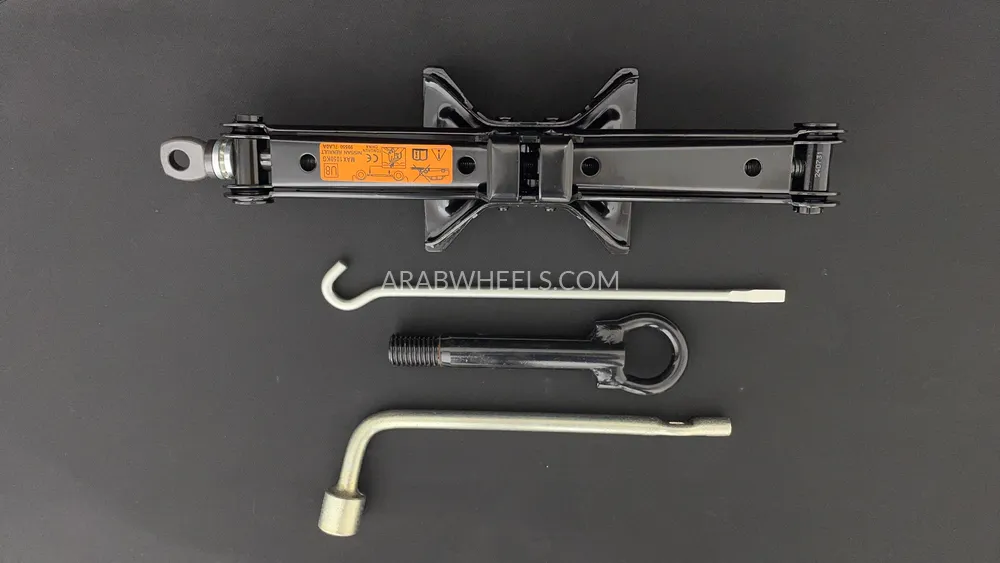 Nissan Kicks 2025 for Sale in Dubai Image-32