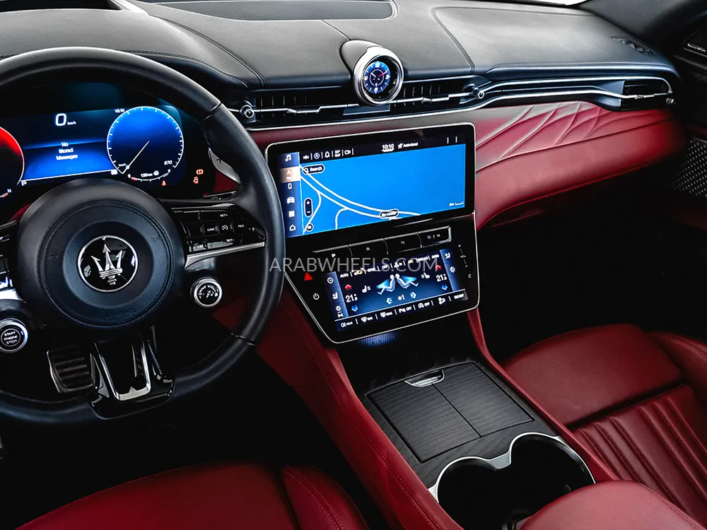 Maserati Grecale 2023 for Sale in Dubai Image-9