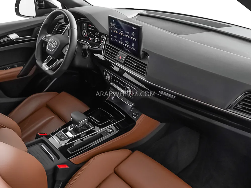 Audi Q5 2024 for Sale in Dubai Image-11