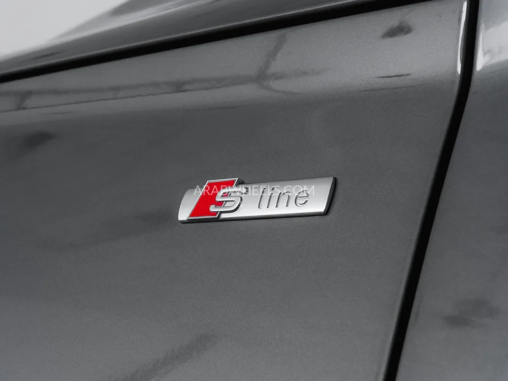 Audi Q5 2024 for Sale in Dubai Image-16