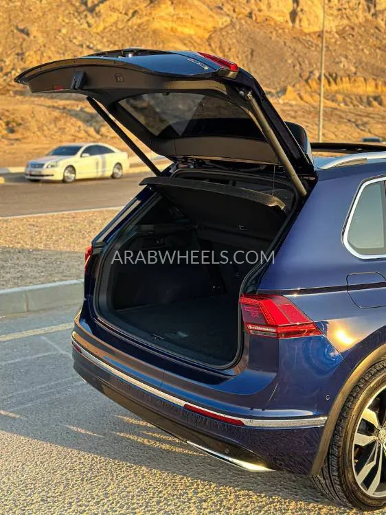 Volkswagen Tiguan 2018 for Sale in Abu Dhabi Image-9
