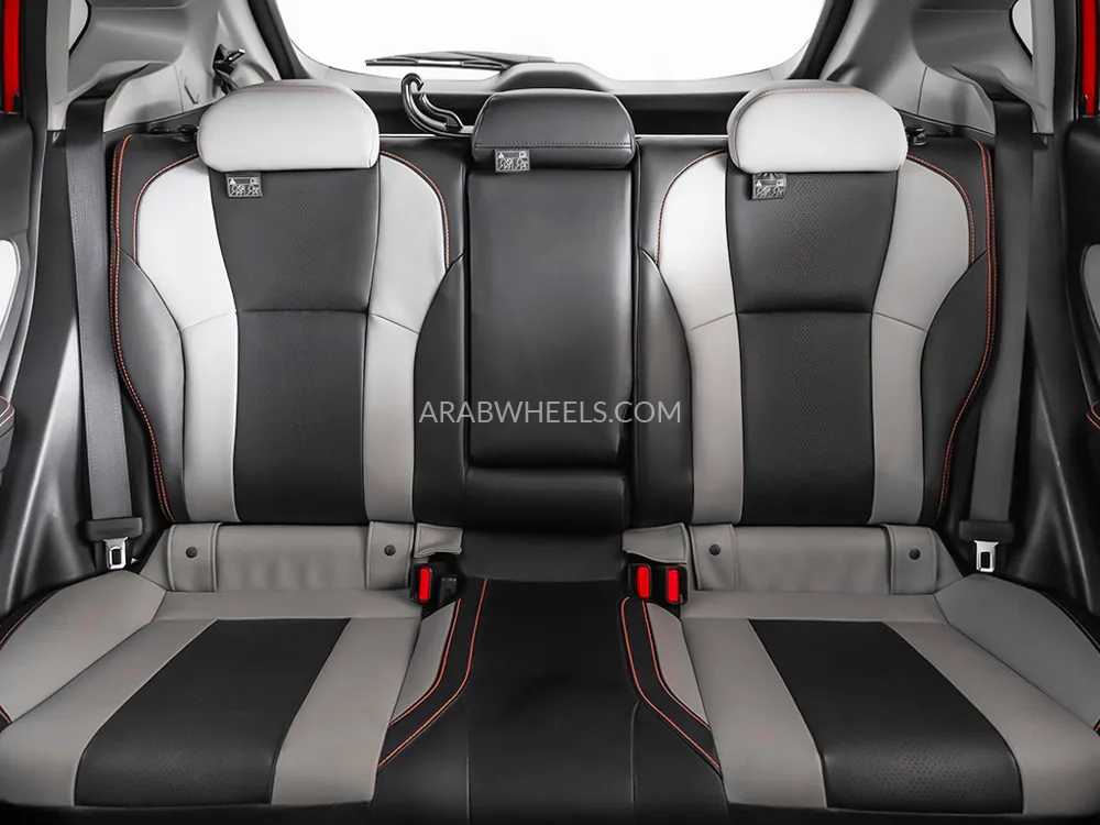 Subaru XV 2019 for Sale in Dubai Image-13