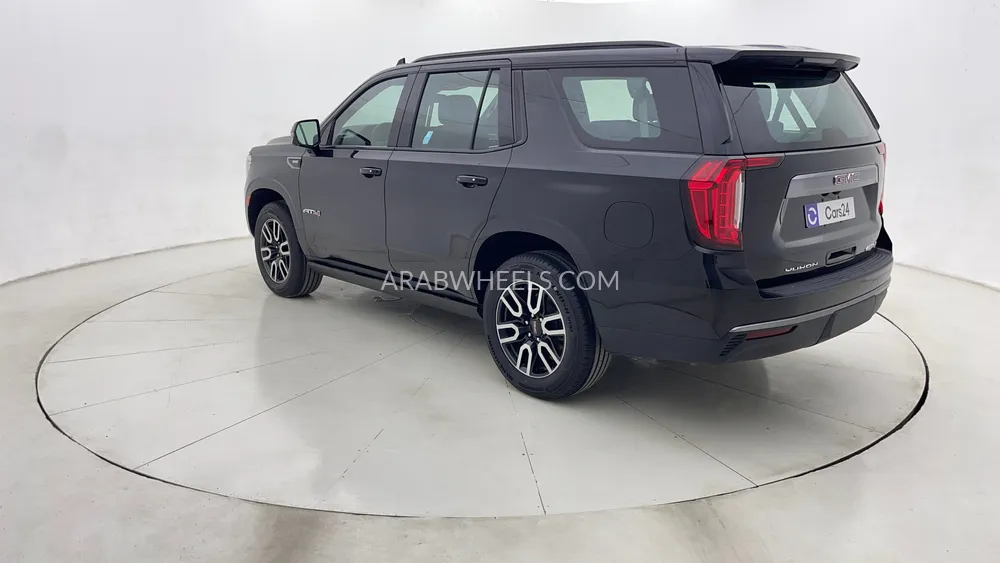 GMC Yukon 2023 for Sale in Dubai Image-5