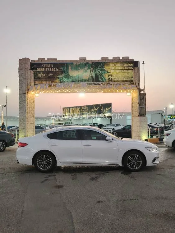 Hyundai Azera 2019 for Sale in Ajman Image-2