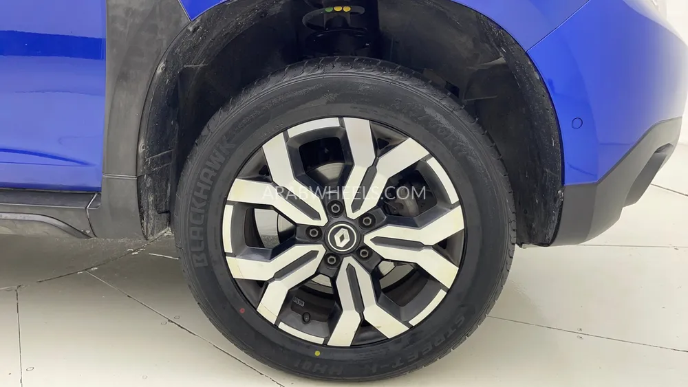 Renault Duster 2023 for Sale in Dubai Image-10