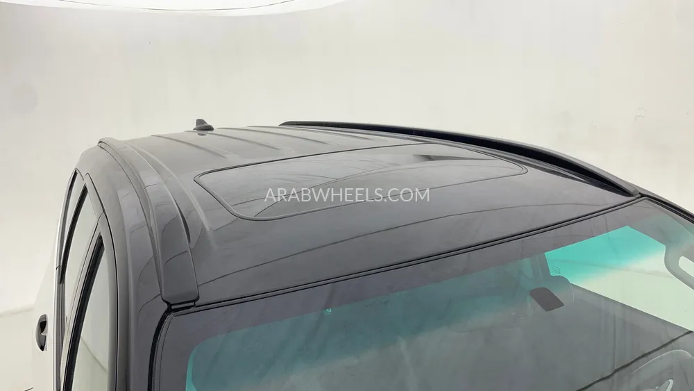 Mitsubishi Montero Sport 2023 for Sale in Dubai Image-11