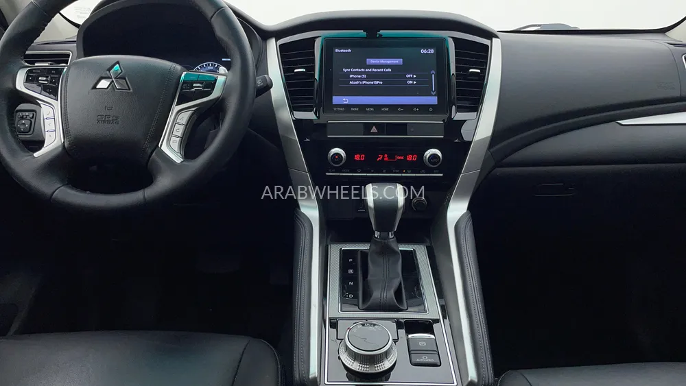 Mitsubishi Montero Sport 2023 for Sale in Dubai Image-14