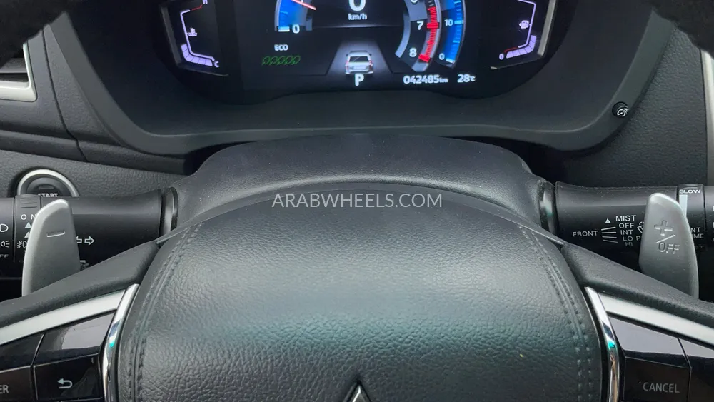 Mitsubishi Montero Sport 2023 for Sale in Dubai Image-47