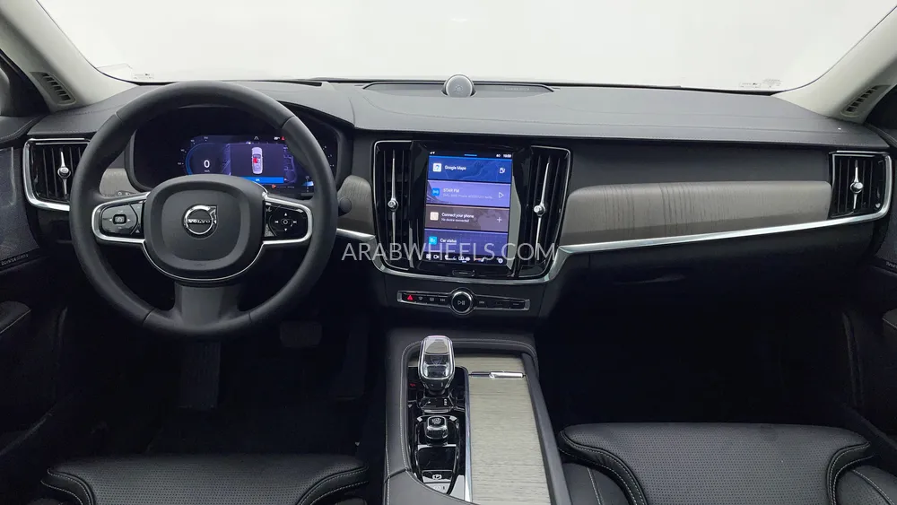 Volvo S90 2023 for Sale in Dubai Image-12