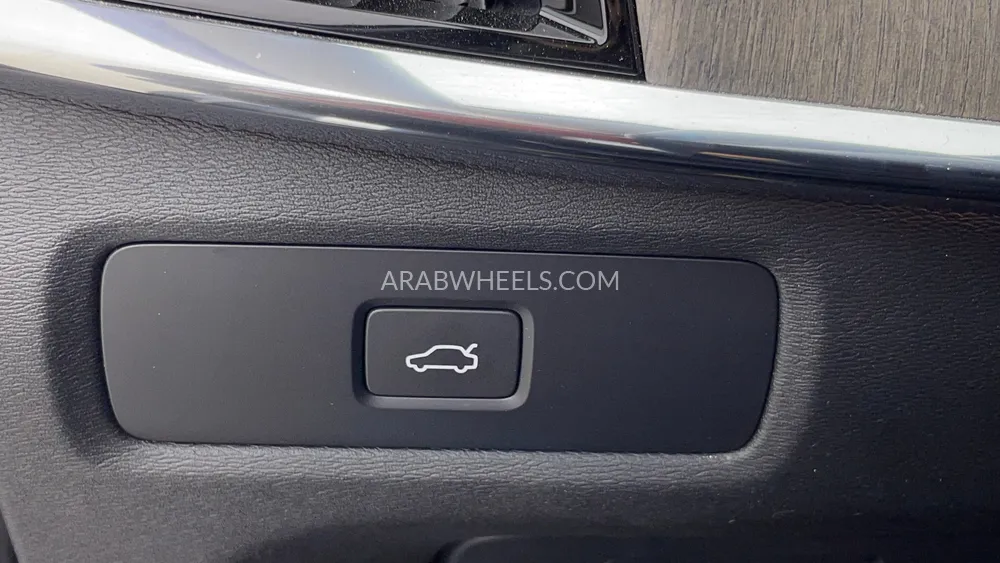 Volvo S90 2023 for Sale in Dubai Image-48