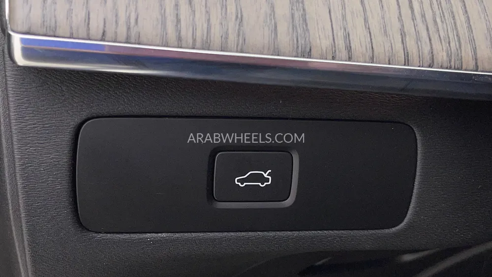 Volvo XC90 2023 for Sale in Dubai Image-49