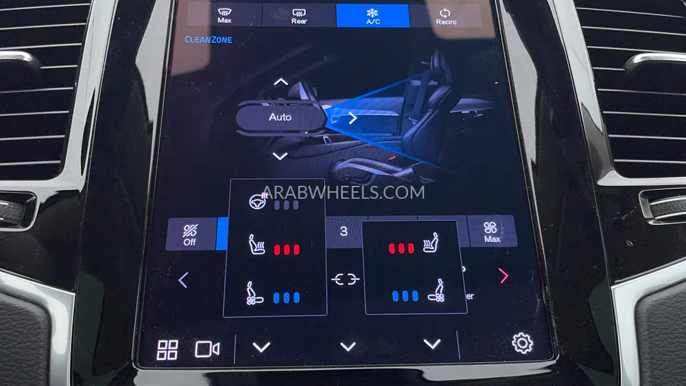 Volvo XC90 2023 for Sale in Dubai Image-58