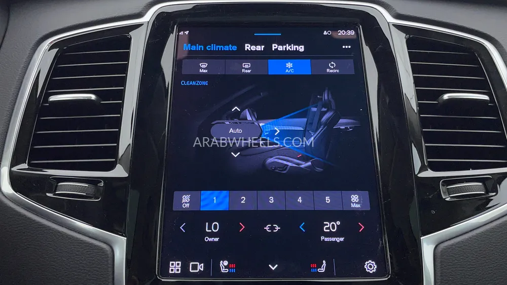 Volvo XC90 2023 for Sale in Dubai Image-60