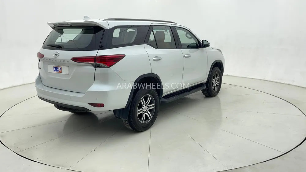 Toyota Fortuner 2024 for Sale in Dubai Image-3