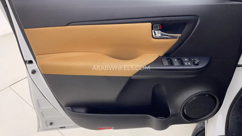 Toyota Fortuner 2024 for Sale in Dubai Image-18