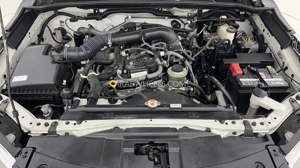 Toyota Fortuner 2024 for Sale in Dubai Image-9