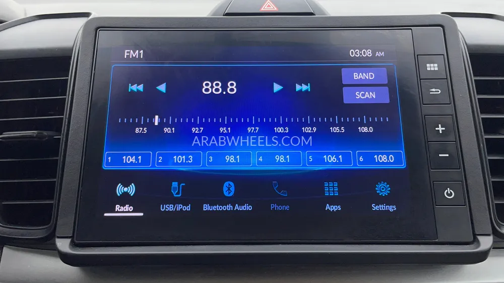 Honda City 2024 for Sale in Dubai Image-32