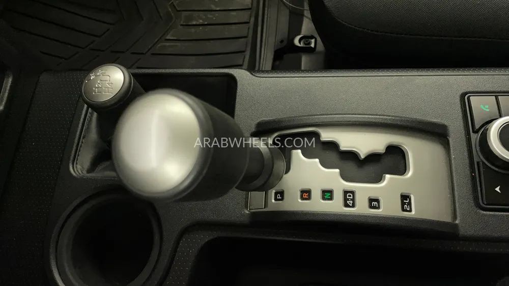 Toyota FJ Cruiser 2023 for Sale in Dubai Image-18